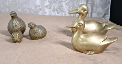 Set Of (3) Vintage Brass Quail, 3-1/2", 2-1/2" & 2" (2) Vintage Brass Ducks, 5" & 3"