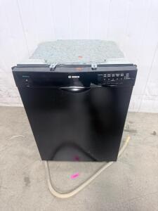 Bosch EcoSense Black Built-In Dishwasher, 14 Place Settings, 6 Wash Cycles, Drain Hose Included