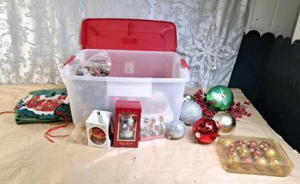 (1) Bin Of Assorted Christmas Decor