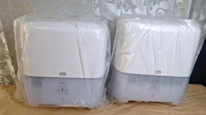 (2) Tork Matic Manual Roll Towel Dispensers - Plastic, White