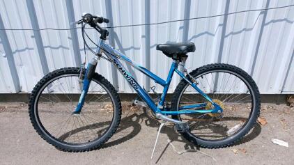 Schwinn Sidewinder AL Mountain Bike, 26" Wheels, 21-Speed, Aluminum Frame, Front Suspension