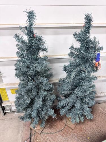 Pair of 4 ft Pre-Lit Artificial Topiary Trees with Decorative Urn Bases, Clear Lights, Plug-In
