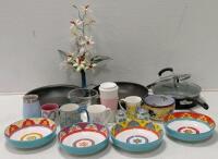 Flower Themed Kitchenware: Table Cloths, Coffee Cups, Pans and More - 3