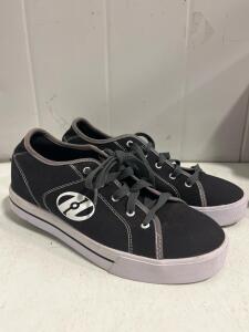 Heelys HES10459 Size 9 Canvas Roller Shoes Black Removable Wheels US Patent China