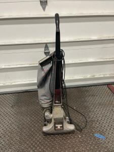 Kirby Heritage II Turbo Upright Vacuum Cleaner, Classic Metal, 1984-1989, 23 lbs, USA Made-item has been tested and works