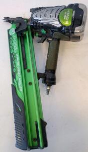 Hitachi 21 Degree Pneumatic Framing Nailer, 3-1/2" Nails, 7.5 lbs