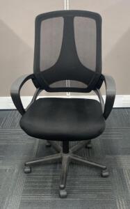 Black Mid-Back Mesh Office Chair with Fixed Armrests and Rolling Base