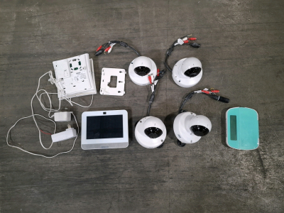 Security Camera & Alarm System Bundle &ndash; DW 4MP Dome Cameras, Tyco PG9920, DSC Keypad, 4pcs