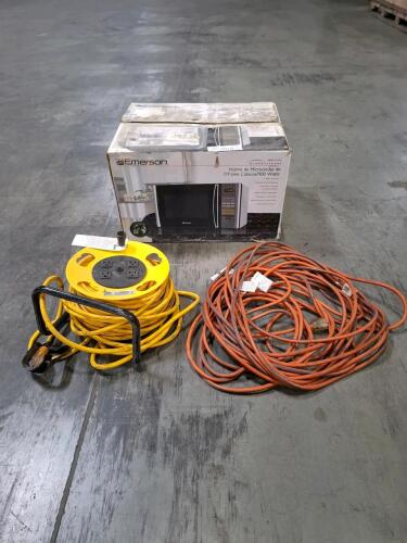 Emerson MW93255L 0.9 cu.ft. 900W Microwave, Bayco SL-800 50ft Reel, 100ft Heavy-Duty Extension Cord