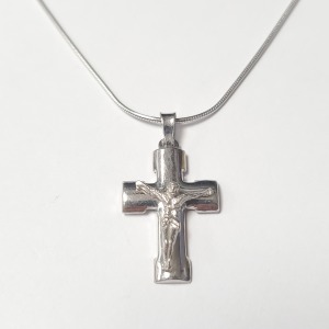 $140 Silver Cross 18" Necklace