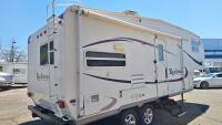 2005 FOREST RIVER ROCKWOOD FIFTH WHEEL - 2