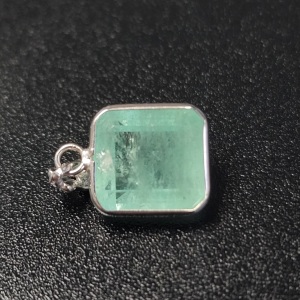 $1745 14K Colombia Emerald(3ct) Bracelet