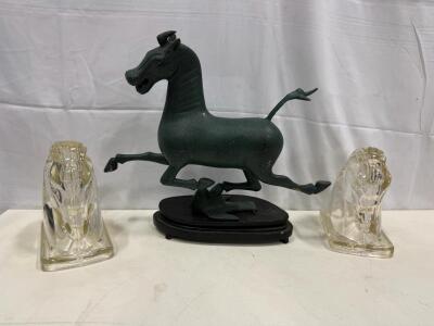 Galloping Horse Sculpture on Wood Base & Pair of Clear Glass Horse Head Bookends Sp-12