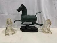 Galloping Horse Sculpture on Wood Base & Pair of Clear Glass Horse Head Bookends Sp-12