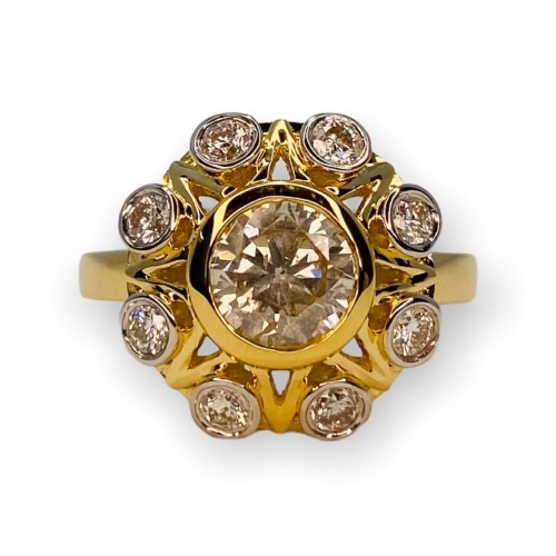 $10,570 Value, 18K Gold Diamond Ring