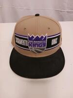 Mitchell & Ness NBA Snapback Hats &ndash; Sacramento Kings & LA Clippers, Flat Brim, Adjustable, Two-Tone - 3