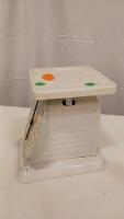 American Family Scale, 25 lb Capacity, Mechanical Kitchen Scale with Colorful Dial - 3