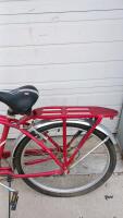 Schwinn Point Beach 26" Men's Beach Cruiser Bicycle, 7-Speed, Aluminum Frame, Red/White, Rear Rack - 5