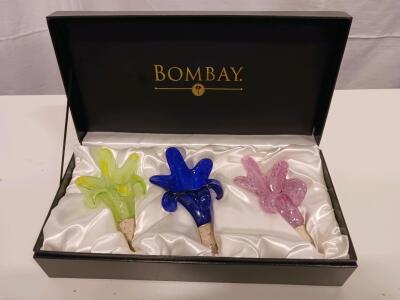 Bombay Floral Glass Bottle Stopper Set of 3 with Original Presentation Box, Hand-Blown Colored Glass