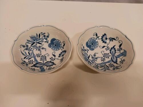 Blue Danube Japan Porcelain Cereal/Soup Bowls 6.5" Pair, Blue Onion Floral Pattern, Scalloped Rim