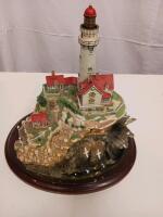 Collectible Lighthouse Figurine with Detailed Coastal Scene on Wooden Base - 2