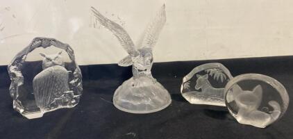 Collection of Clear Etched Glass Animal Figurines (Owl, Eagle, Zebra, Cat) ( SP 11 )