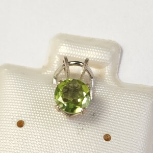 Silver Peridot Pendant