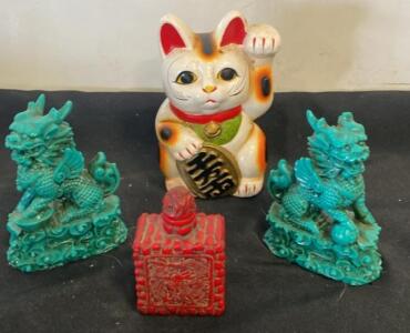 Asian Maneki-Neko Cat Figurine, Pair Turquoise Guardian Lions, Red Carved Dragon Snuff Bottle Set