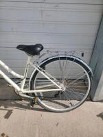 Schwinn Gateway Step-Through 7-Speed City Bike, 700c Wheels, Comfort Saddle, Fenders, Rear Rack - 4