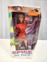 Spice Girls "On Tour" Geri Halliwell Doll, 1998 Galoob, 11.5" Collectible with Accessories - 2