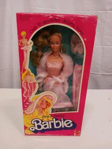 1981 Pink & Pretty Barbie #3554 &ndash; Mattel Fashion Doll with Interchangeable Outfits