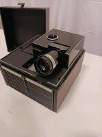 Bell & Howell Slide Cube Projector with Autofocus and 85&ndash;115mm Zoom Lens - 3