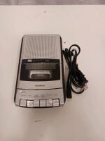 RadioShack CTR-121 Portable AC/Battery Cassette Recorder, Mono speaker, Power Cord, Model 14-1128