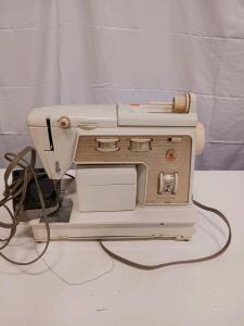 Singer Touch & Sew Model 758 Electric Sewing Machine with Accessories