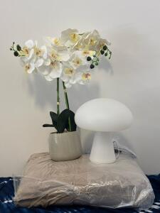Plush Bubble Flannel Fleece Throw Blanket, 50x60In, Castle Grey, Faux Fur, Decorative Cozy, Artificial White Orchid In Gray Pot And White Mushroom Lamp