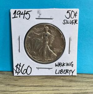 1945 Walking Liberty Half Dollar, 90% Silver, 30.6mm, Circulated, Adolph A. Weinman Design