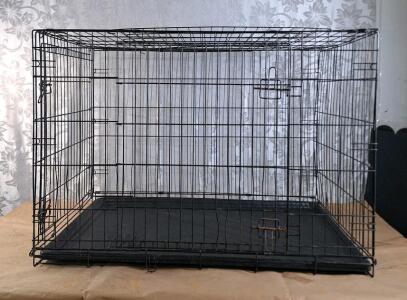 (1) Collapsible Double-Door Wire Dog Crate W/ Bottom Tray, 42"L x 28"W x 30"