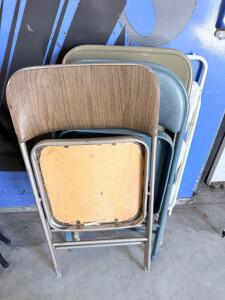 Set of 4 Folding Chairs &ndash; Mixed Colors & Styles, Metal Frame, Padded & Wood Look, Stackable