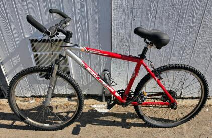 (Silver&Red) 28" Gary Fisher Tassajara Bike