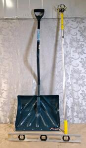 (1) Artic Blast Snow Shovel, (1) Extendable Light Bulb Changing Pole & (1) 24" Level