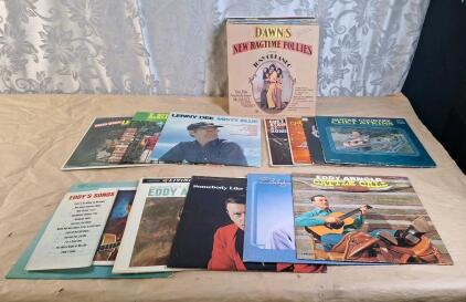 Lot Of (40) Vintage Vinal Records Including Eddie Arnold, Chet Atkins & Lenny Dee