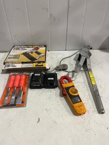 Fluke 333 Clamp Meter, Central Pneumatic 2-in-1 Nailer, Porter-Cable Chargers, Tool Lot