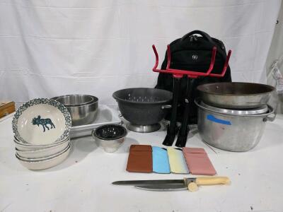 Large Mixed Kitchenware Set &ndash; Folk Craft Tienshan Moose Bowls, Stainless Mixing Bowls, Baking Dish, Colander, and Complete camping pots and frying pan set