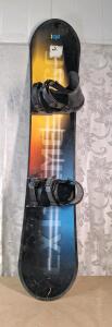 (1) Extreme Edge Snowboard W/ Black Snow Bindings, 54"L X 10"W