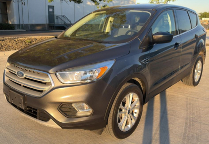 2019 FORD ESCAPE - 4x4! - 63K MILES!