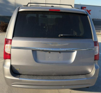 2014 CHRYSLER TOWN & COUNTRY - LEATHER SEATS! - 4