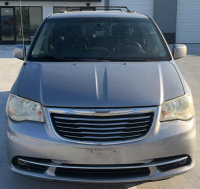 2014 CHRYSLER TOWN & COUNTRY - LEATHER SEATS! - 8