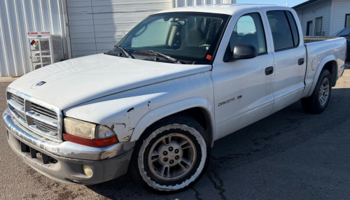 BANK REPO - 2002 DODGE DAKOTA - RWD!