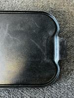 Wagner Ware 18" x 9.5" Cast Iron Griddle with Reinforced Ribbing and Integral Handles - 3