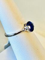 Silver Ring With 1.00 Ct Oval Sapphire Gemstone Size 6.5 - 4